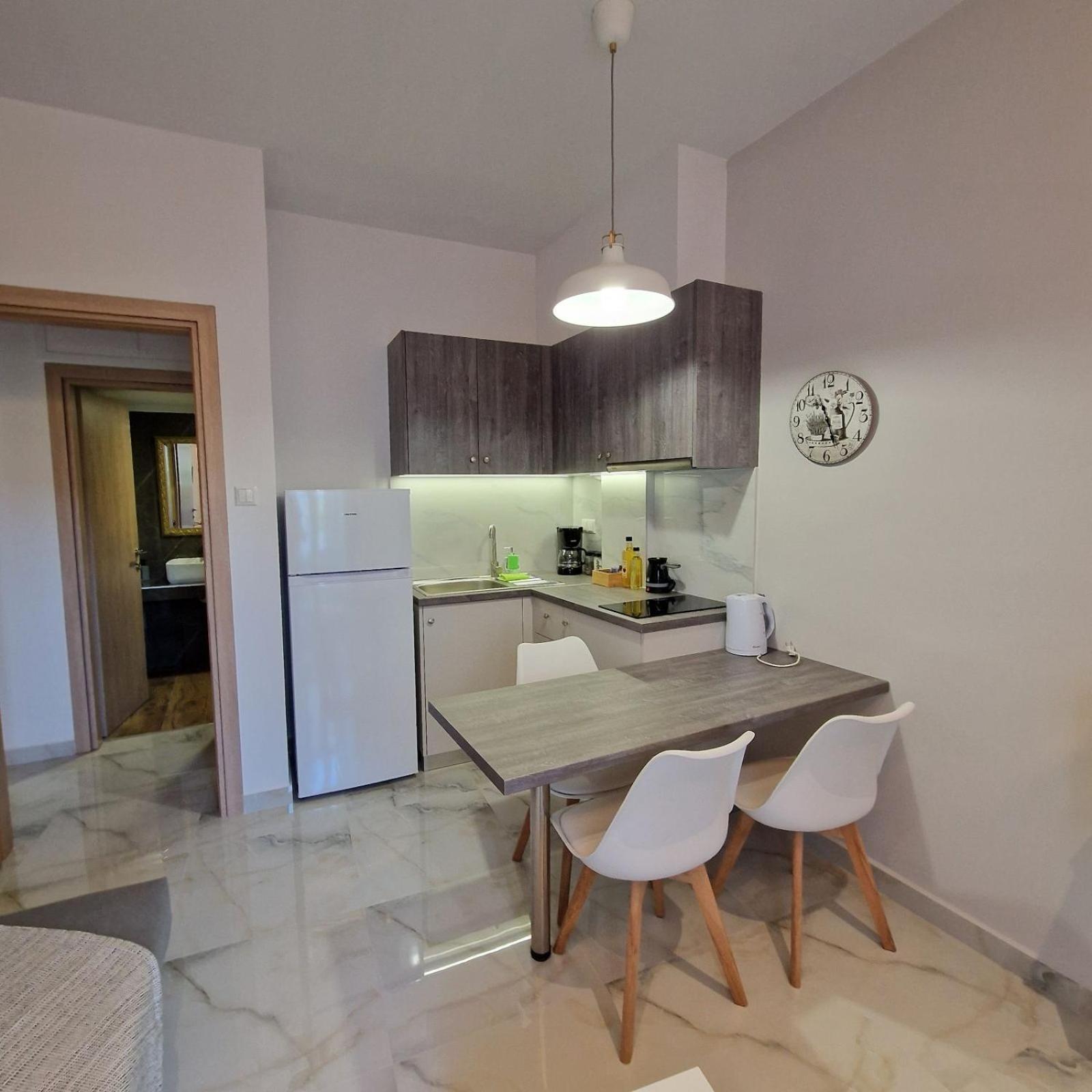 N&S Apartment B إذيسا المظهر الخارجي الصورة
