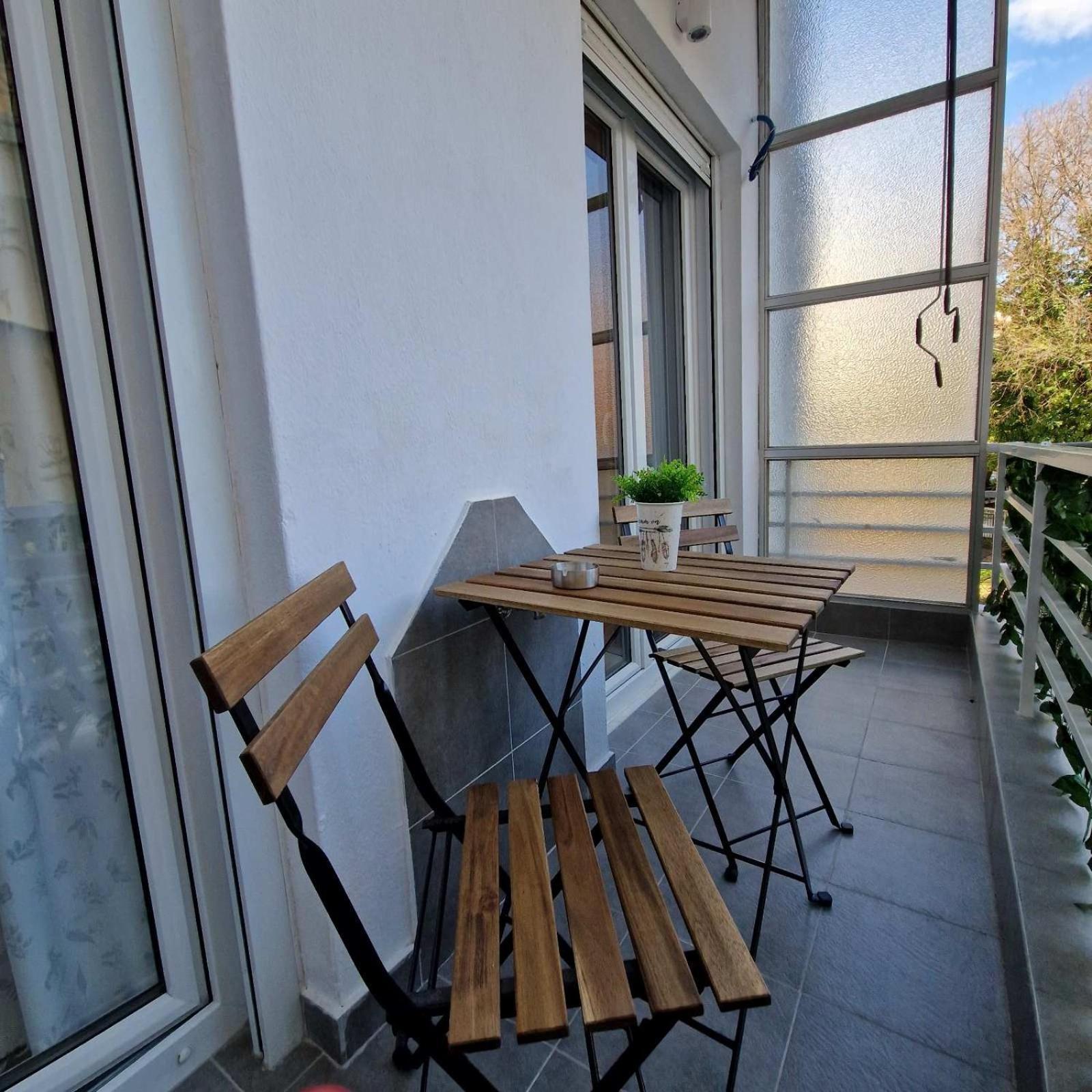 N&S Apartment B إذيسا المظهر الخارجي الصورة