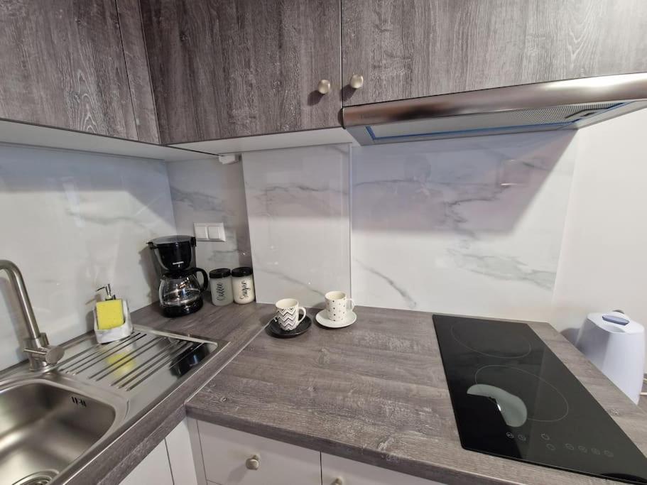 N&S Apartment B إذيسا المظهر الخارجي الصورة